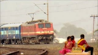 INDIAN RAILWAYS: FANTASTIC CURVE AND 18237 CHHATTISGARH EXPRESS AT MOHLAI