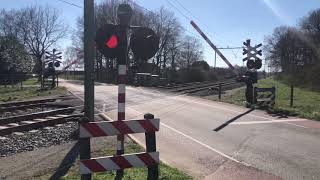 Spoorwegovergang Sint Joost // Dutch Railroad Crossing