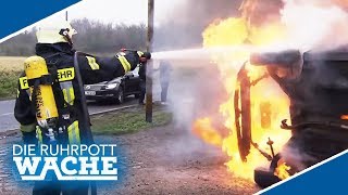 BLUTIGE SPUREN! Steckt der Verlobte im brennenden Auto fest? | 2/3 | Die Ruhrpottwache | SAT.1