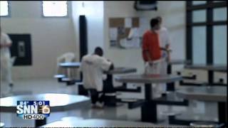 SNN: THE SARASOTA JAIL IS OVERCROWDED AND IT'S GETTING WORSE.
