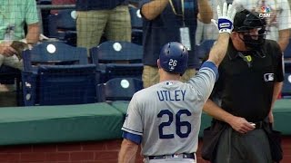 LAD@PHI: Utley receives warm ovation in Philadelphia