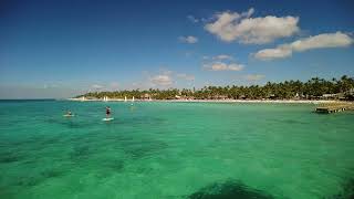 Beach view in front of Viva Wyndham Palace and Dominicus