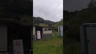 日本の素晴らしいところです。田舎の公園ても簡易トイレまで用意してあります。