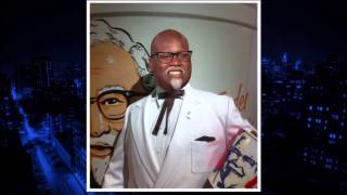 Shaq wears a white suit on Inside The NBA 3-14-13 (& bonus @ 1:45)