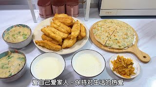 河南人常见早餐系列：葱香饼，油条，五香豆沫，豆浆，今天唯独少了胡辣汤