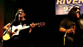 Heaven - LOS LONELY BOYS  (Live at The Loft - The River 97.3 WRVV)