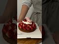 隙間を許さないイチゴタルト🍓タルトのいいところはフルーツを沢山食べれることなので隙間は許しません🧐 tarte cakedecorating いちごタルト タルト shorts