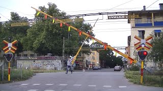 Spoorwegovergang Uppsala (S) // Railroad crossing // Järnvägsövergång