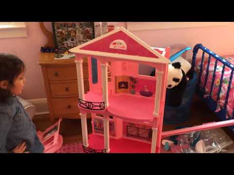 Adventures with Alex - Assembling the Barbie Dreamhouse Adventures with Alex - Assembling the Barbie Dreamhouse