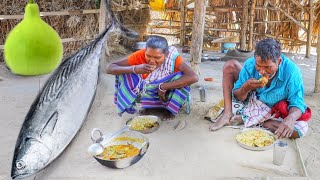 TUNA FISH curry with bottle gourd cooking by our santali tribe grandmaa for lunc