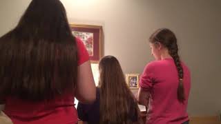 Sister sings in front of her younger sisters, their reaction is priceless😍😇