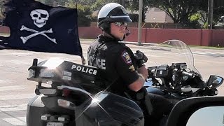 Road Pirate Cops Get Creative - Carrollton, TX