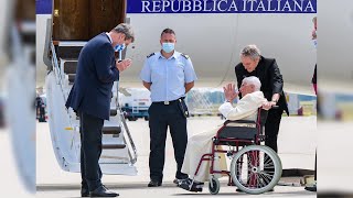 Benedict XVI returns to Vatican after he visits sick brother in Germany