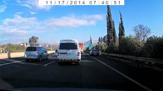 עקיפת פקק מהשוליים - 2 מקרים [CAR DVR]