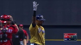 CIN@MIL: Maldonado belts a two-run home run