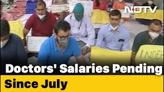 Delhi Doctors Protesting Against No Pay Go On Indefinite Hunger Strike