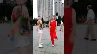 Jilin Beishan Park Shubu Dance is exquisite and wonderful