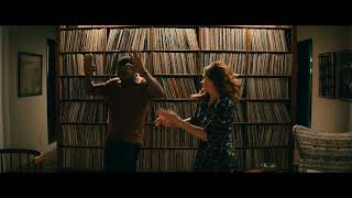 Julia Roberts (Amanda) Dancing with Mahershala Ali (George GH)  - Leave the World Behind