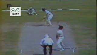 **Unforgotten Ball ** Wasim Akram vs Navjot Singh Sidhu I Beautiful Yorker - Clean Bowled I 1991,