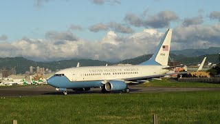 SPAR19  裴洛西專機 波音C-40C (737 BBJ) 台北松山機場起飛