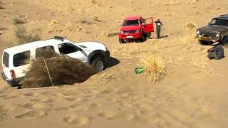 Nissan Roniz Haj Ali Amini Maranjab Desert Iran 2011 Delfanoffroad