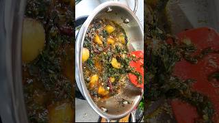 हर बार वाले आलू पालक को बनाए खास नए अंदाज में #aloopalak #palak recipe #viral