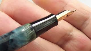 THE UNIVERSAL PEN - CONWAY STEWART No 479 FOUNTAIN PEN