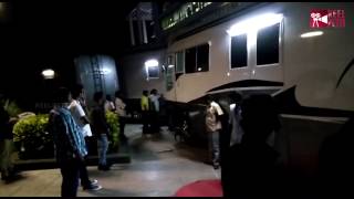 Rajnikanth Greets Fans at Endhiran 2.0 Shooting In HCL Campus | Akshay Kumar | Tamil Cinema News