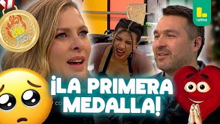 ¡Giacomo Bocchio le da a Leslie Steawrt la primera medalla de la temporada! | El Gran Chef Famosos