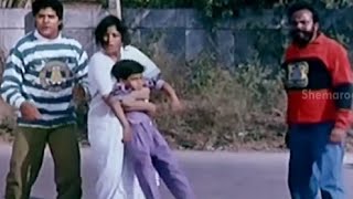 Bhale Bullodu Movie Scenes - Jayasudha rescues Chinna - Jagapathi Babu, Soundarya