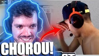 CS:GO - GAULES AJUDA STREAMER E ELE SE EMOCIONA \u0026 LETT FARPANDO A CREMOSA!! (Twitch Clips)