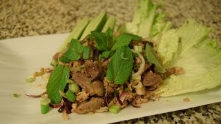 Thai Isan Chicken Spicy Salad/Larb Gai/Thai usülü acılı tavuk salatası/ลาบไก่