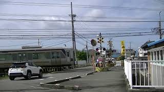 00998　南海本線紀ノ川駅の近くの北側の踏切