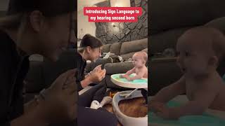 Teaching my 6 month old sign language🥑 #signlanguage #asl #sahm #mom #babysignlanguage #babysign