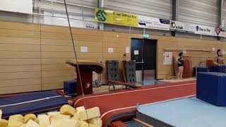 Britt V tsukahara gestrekt trampoline met dikke mat in de kuil