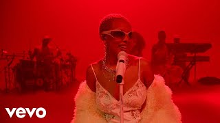 Doja Cat - Paint The Town Red in the Live Lounge