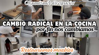 Cambio radical en la cocina// Por fin nos cambiamos // Restauramos muebles// organizando espacios