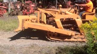 Cletrac crawler w blade video