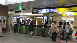 恵比寿駅の西口改札の風景