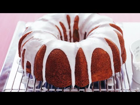 Martha Stewart's Simple Cake Glazes (Milk, Lemon, Poppy Seeds) Martha Bakes #Shorts