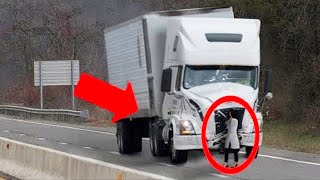 20 People With Real Superpowers Caught On Camera