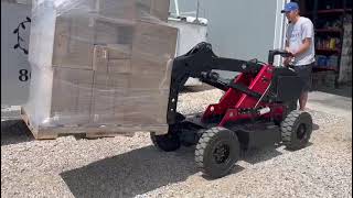 Rough Terrain Electric Pallet Stacker