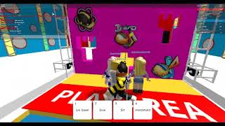 Funneh Playing Roblox Hole In The Wall A Pictures Of Hole 2019 - funneh playing roblox hole in the wall a pictures of 2019