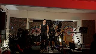 Wallflower - live at studio angguk (1/12/2024)