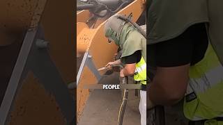 Using a sandblasting machine to remove rust from machinery #shorts