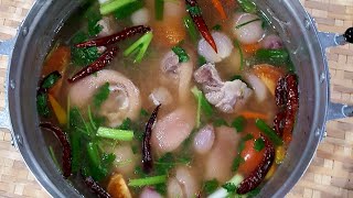 How To | Tom Yum Pork Hocks