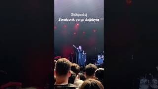 Semicenk yargı dağıtıyor