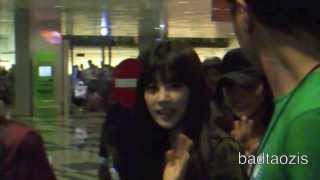 131023 Apink at Changi Airport Terminal 3, Singapore