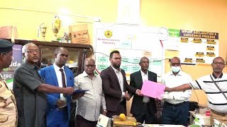 Badhasaabka G Saaxil Oo Xilkii U Kala Wareejiyay Mamulihi Hore Kastamka Berbera Iyo Kan Cusub