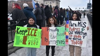 Hundreds gather on Broadway Bridge in Idaho Falls to protest possible immigration raids